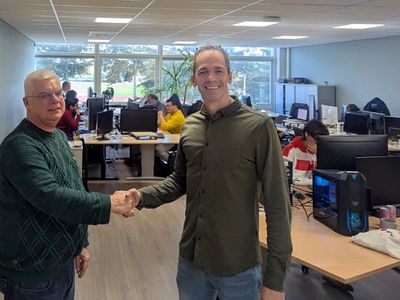 Communiqué de presse : M-Bytes et FacilityApps poursuivront leur collaboration dans le secteur du nettoyage